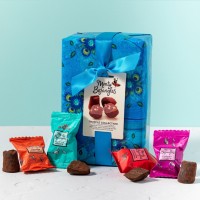 CUTIE CU TRUFE DIN CIOCOLAT MONTY BOJANGLES CHOCOLATE TRUFFLES PEACOCK BLUE GIFT 190G