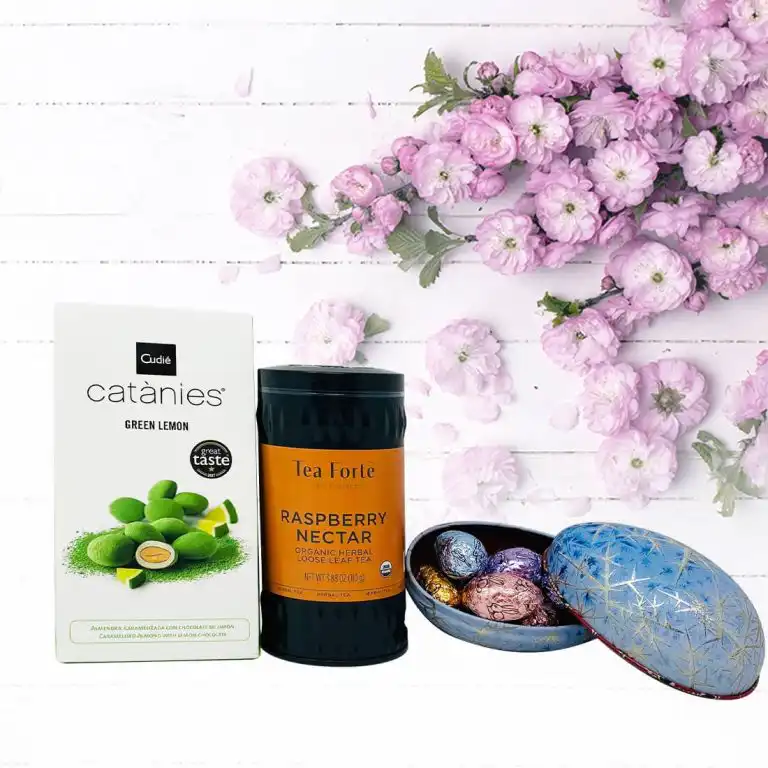 Pachet cadou Paste Raspberry & FABERGE