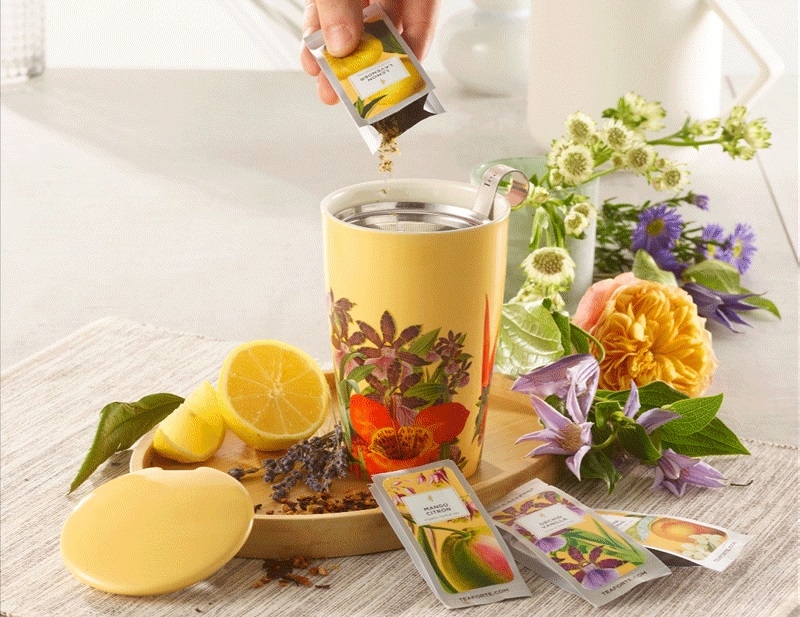 Cana pentru ceai din ceramica cu pereti dubli si infuzor din inox Kati Paradis - Tea Forte - imagine 3