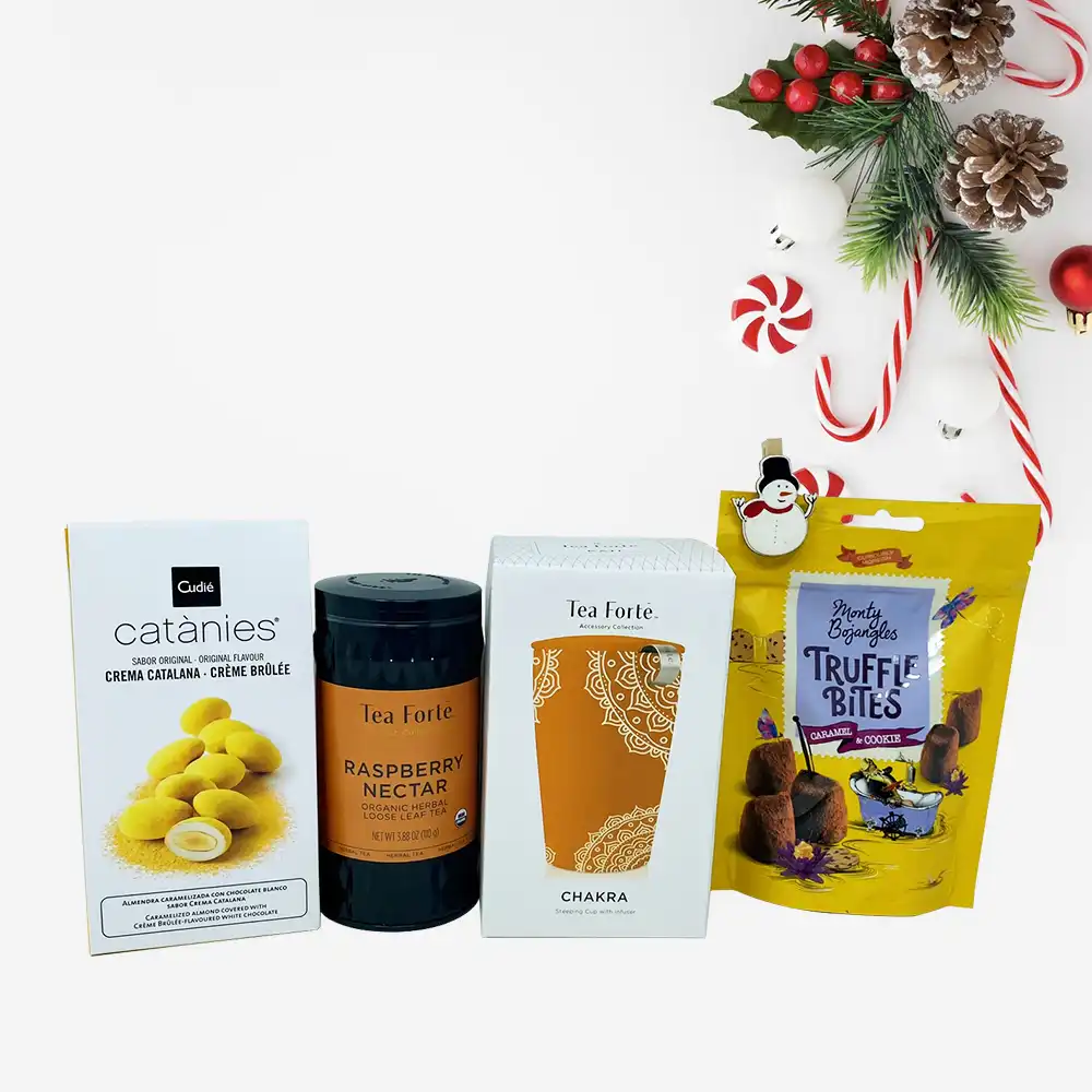 Pachet cadou cu ciocolata, migdale glazurate, cana si ceai Chakra