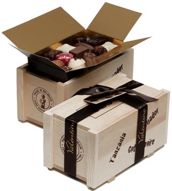 Cutie lemn Cargo Box cu praline belgiene Valentino 180g